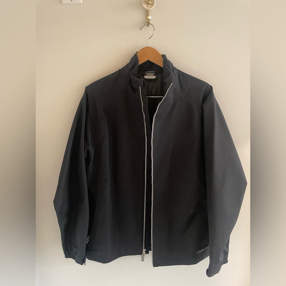 Nike storm fit golf jacket size M